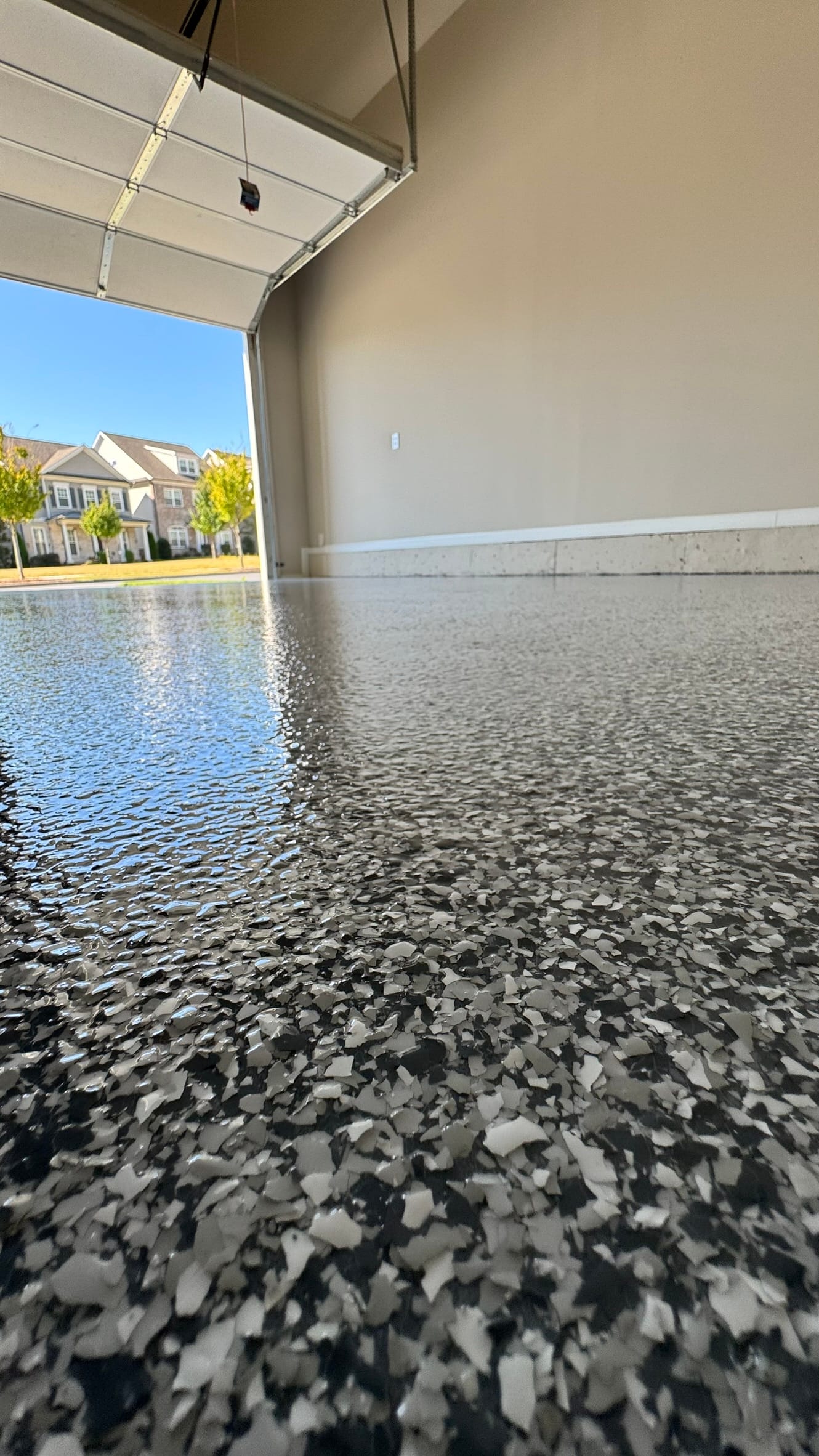 closeup of garage floor with epoxy finish